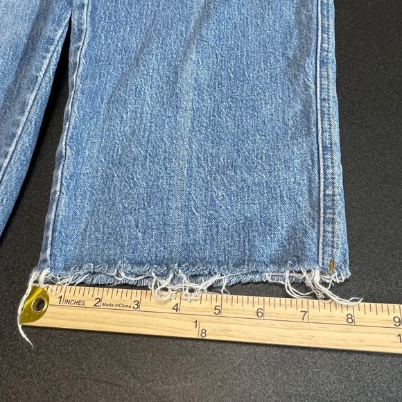 Talbots Easy Straight Ankle Blue Jeans Pearl Wash Distressed Hem Womens Size 12 - Picture 12 of 12